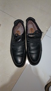 品牌丹雄真皮鞋子43码，鞋子正常磨损，新旧自己看下图片，69