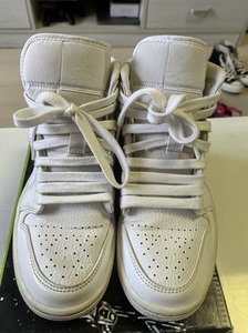 正品Air Jordan 1mid空中一号耐克乔丹女鞋 白色