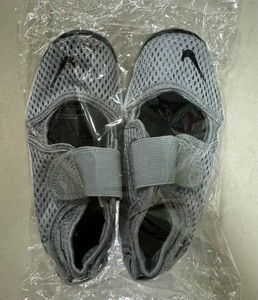 全新购于日本专柜nike耐克灰色忍者rift儿童运动鞋，12