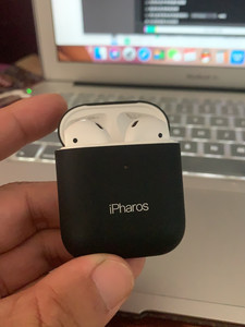 iPharos耳机买的时间不长，苹果店专供的，一口价160