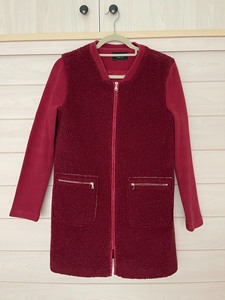 UR时尚简约女装外套，M码，红红火火很适合过年穿，羊羔绒巧妙