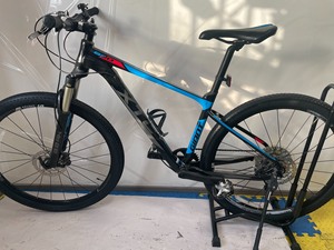 转手捷安特XTC820二手山地自行车，车子保证正品，支持专卖
