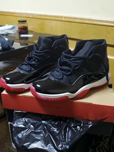 nike air Jordan 11 bred 红黑