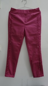 贝尔尼尼旗下红英妮品牌，桃红色裤子，春夏款。因体重疯长，一直