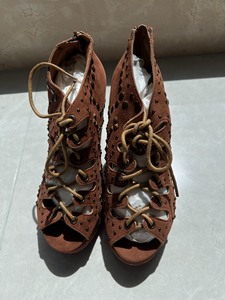 SLY专柜购买 复古民族风翻毛皮绑带凉鞋夏季厚底坡跟罗马女鞋