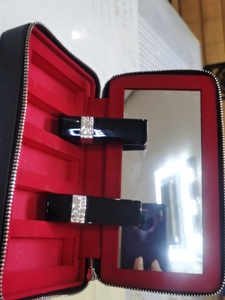 迪奥口红，礼盒套装的其中520、775色号，全新，未使用。不