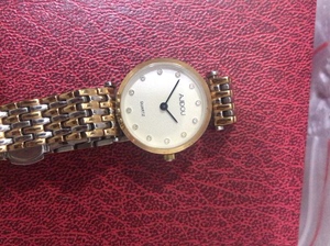 手表AJIDOU阿吉豆简约圆盘时髦宽表带女士手表休闲商务腕表