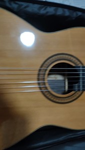 古典吉他，购买时4000元，41寸，Dadarwood达达沃