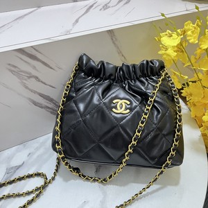 #链条包包 #Chanel/香奈儿 香奈儿水桶包单肩包链条包