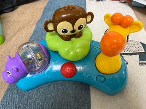 电玩具，接触不良，放电池猴子亮但不发出声音，会修的可以修下，