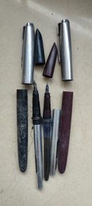 英雄616钢笔，大号，品相如图没有清洗，按配件笔出售，售出不