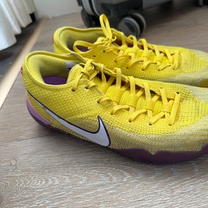 nike kobe nxt 360 react 洛杉矶湖人配