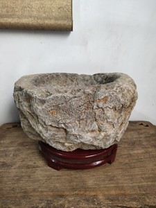 元宝形青石老石盆，深度好，总体椭圆形，老石碗，老石槽，老石钵