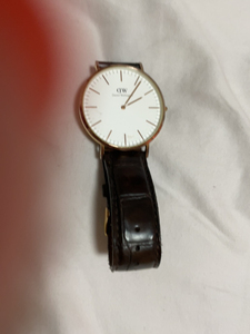 dw手表男士腕表40mm皮表带休闲石英男表，购于丹尼尔惠灵顿