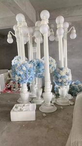 路引 婚礼道具 欧式灯柱可带花出售，高2.4都亮，石膏做的质