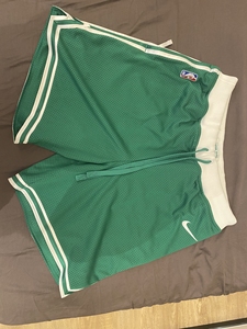 Nike耐克NBA波士顿凯尔特人复古球裤，男子篮球球员版短裤