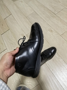 Timberland 天木兰中帮商务，休闲，男士皮鞋。专柜打