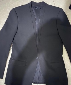 太平鸟黑色男士西装，XL码的，基本全新，里面搭配个体恤或者小