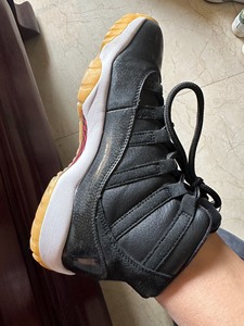 【便宜捡漏出】Jordan11 红黑色