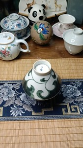 回流陶瓷大号斗笠主人杯茶具，陶瓷杯子有轻微划痕、黑点、乳钉、