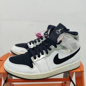 42码 AJ1mid 小伦纳德 休闲鞋配盒涂抹 nike球鞋