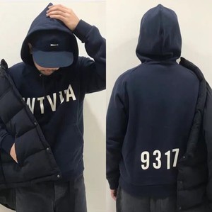 WTAPS WTVUA 连帽加绒卫衣藏蓝色M码 上身个位数余