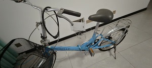 阿米尼折叠自行车，成色好，如图所示150元。价格实惠，看上联