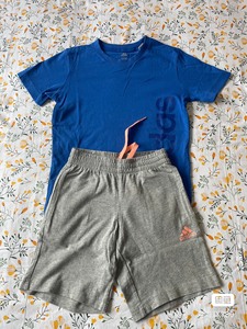 阿迪达斯男童短袖T恤 短裤 夏装128码 Adidas 男童
