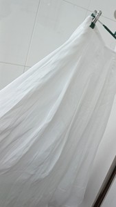 十月传奇 全新乳白色半身长裙 长81㎝ 腰围67㎝（2尺）