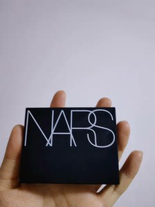 NARS大白饼，唯品会唯品国际购入，仅试用两次肤色用着不合适
