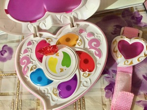 巴啦啦小魔仙彩虹心石，彩虹宝盒+手表，功能正常标价出，不包邮