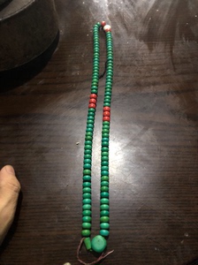 藏区回流老松石佛珠石质念珠  绿色97颗…红色8颗…原装三通