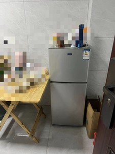 扬子50-99L YD5228双门式冰箱，租房小冰箱，冷冻冷