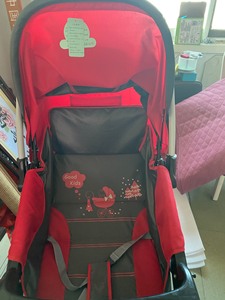 全新闲置未下地的瑞曼婴儿推车，可坐可躺折叠儿童双向便携轻便高