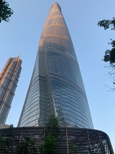 上海中心大厦们票，包括118层，119层，B 1展示厅，现在