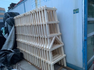 处理一批全新木梯1.5米65元，1.8米75元，2米85元，