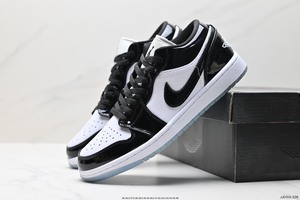 耐克Nike AJ1 Mid乔丹一代中帮经典复古文化休闲运动