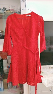 新娘敬酒服日常朵以复古红色水溶蕾丝镂空小短裙连衣裙系带收腰
