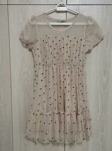 拉夏贝尔裸粉色连衣裙，纱裙，胸围平铺43厘米，衣长80厘米，