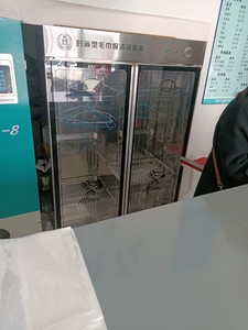 干洗店设备，豪华高端干洗店展示柜，干洗店烘干机，干洗店蒸气发