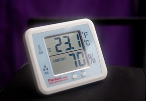 Parkoo JR602数字温湿度计，支持℃/℉两种模式切换