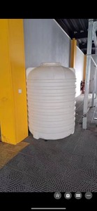 储水桶，洗车 灌溉都可用，三吨水的储备。平谷银河建材城边上自