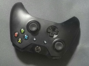 二手微软xboxone 手柄，型号1537，功能正常去，有轻