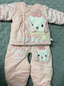 全新旺贝特80码婴儿棉服套装两件套，这个牌子的婴儿衣服很软很
