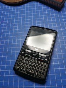 中兴E811 WM6.5微软系统智能手机全键盘手机非安卓