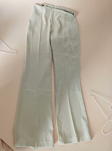 全新薄荷绿腰部镂空设计微喇叭长裤雪纺面料