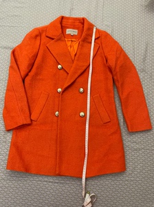 优美世界西装领橙色M码中长款毛呢大衣外套，只穿过一两次，几乎