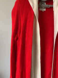正红色拉夏贝尔纯棉针织外套风衣红色拼白色春秋针织开衫外披，中