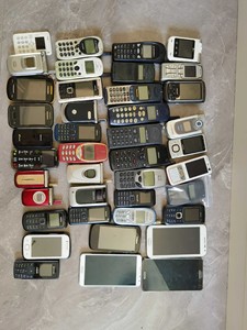 诺基亚，三星，摩托罗拉，索尼爱立信，各种老式手机，古董手机，