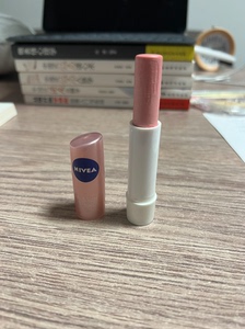 【仅试色】Nivea有色唇膏 珍珠粉